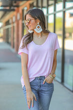 Load image into Gallery viewer, JL Basic Vneck Pocket tee